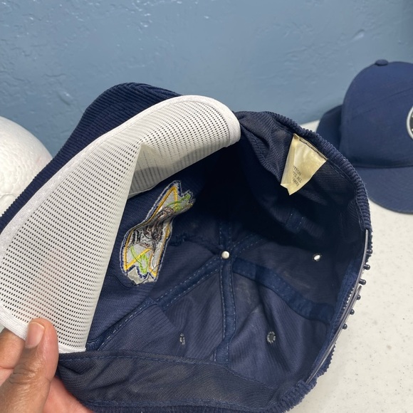 Joe Camel vintage navy blue corduroy embroidered adult  Joe Camel vintage navy blue corduroy embroidered adult adjustable Snap back cap